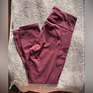Lululemon Invigorate Crop Size 6